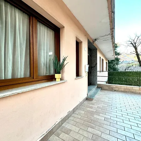 La Casa Del Viandante Apartman Colico
