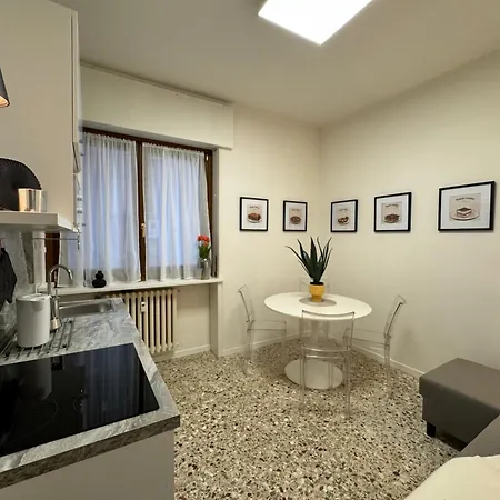 La Casa Del Viandante Colico